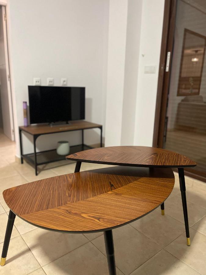Three Bedroom Apartment With Pool In Torrevieja Eksteriør billede